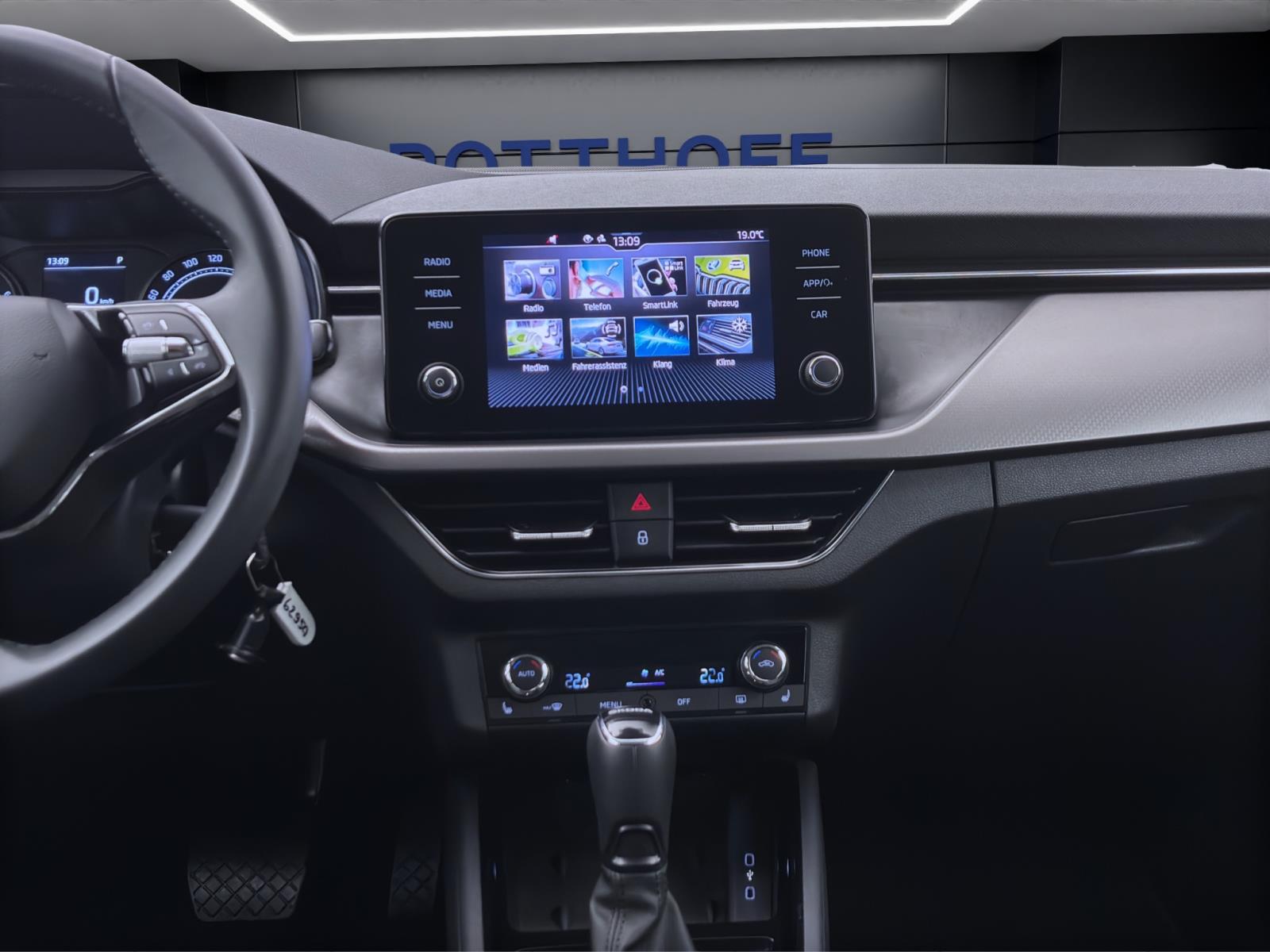 Bild 13: Skoda Kamiq 1.0 TSI DSG CLEVER PDC SITZHZG LED KLIMA