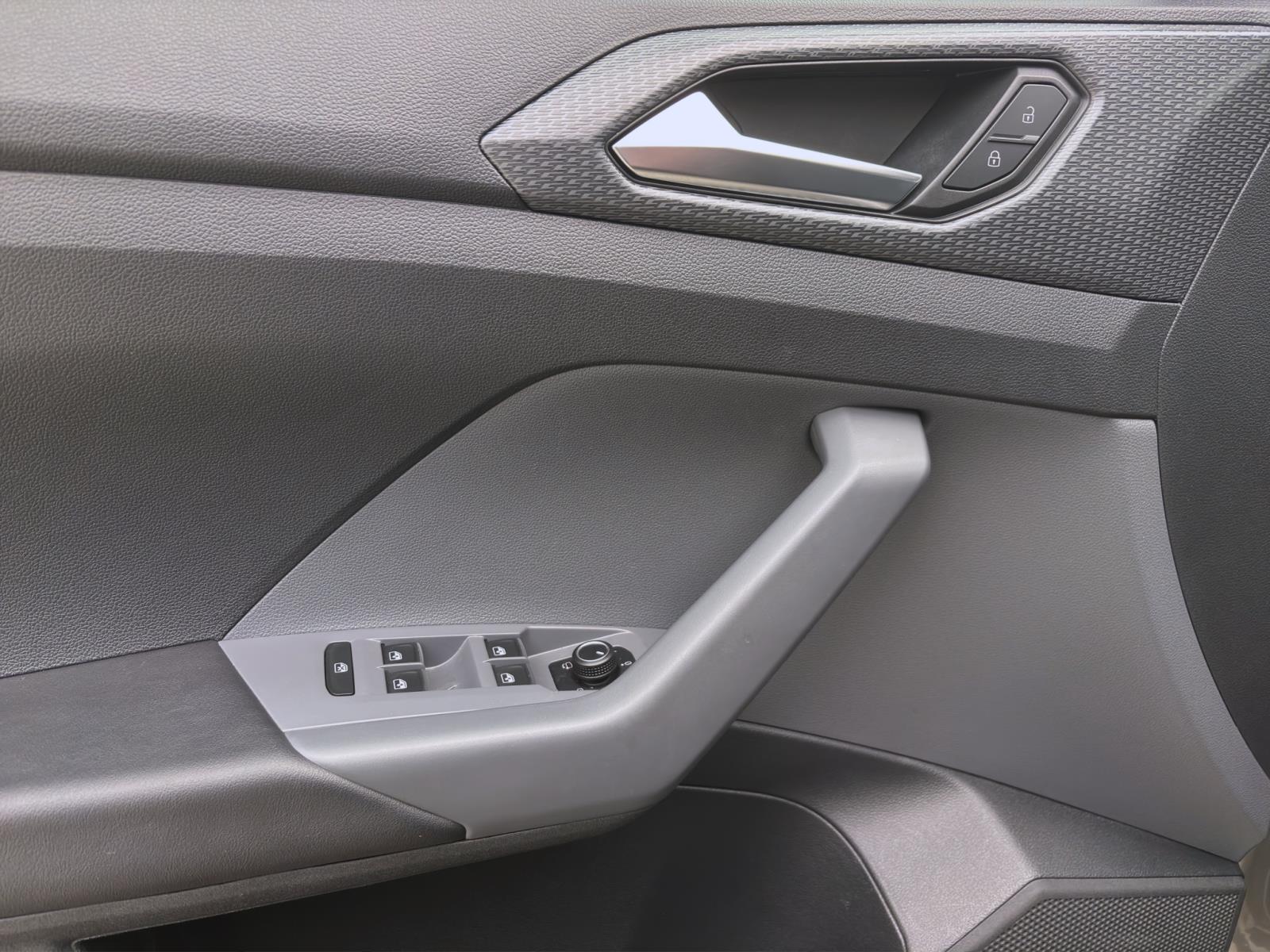 Bild 9: Volkswagen T-Cross 1.0 TSI DSG STYLE NAVI KAMERA KLIMA PDC