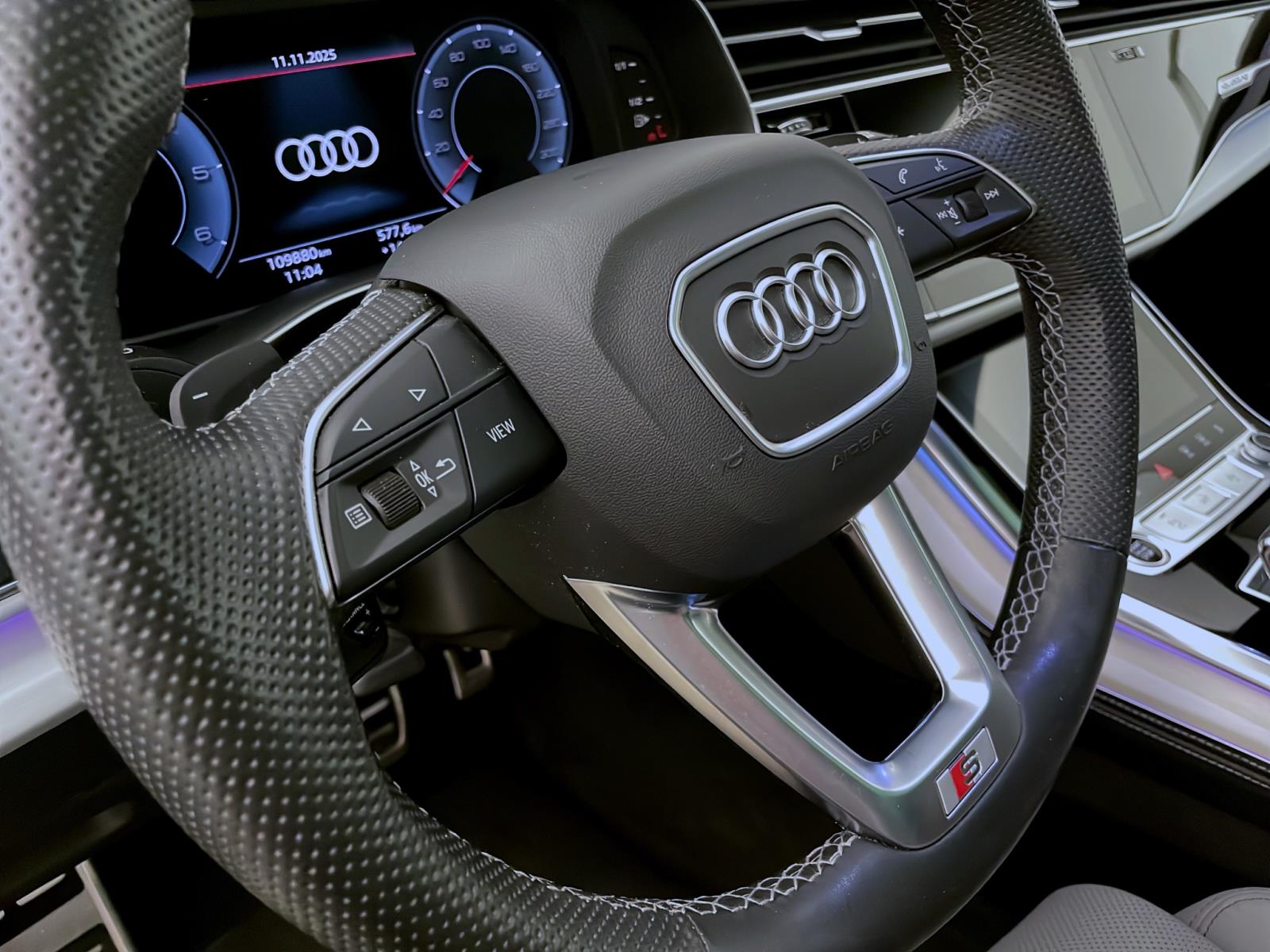 Bild 17: Audi Q8 50 TDI Q S LINE STANDHZG HD-MATRIX AHK PANO