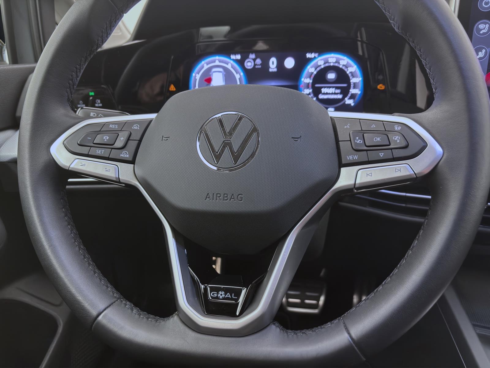 Bild 11: Volkswagen Golf 1.5 eTSI DSG GOAL KAMERA KLIMA PDC SHZG