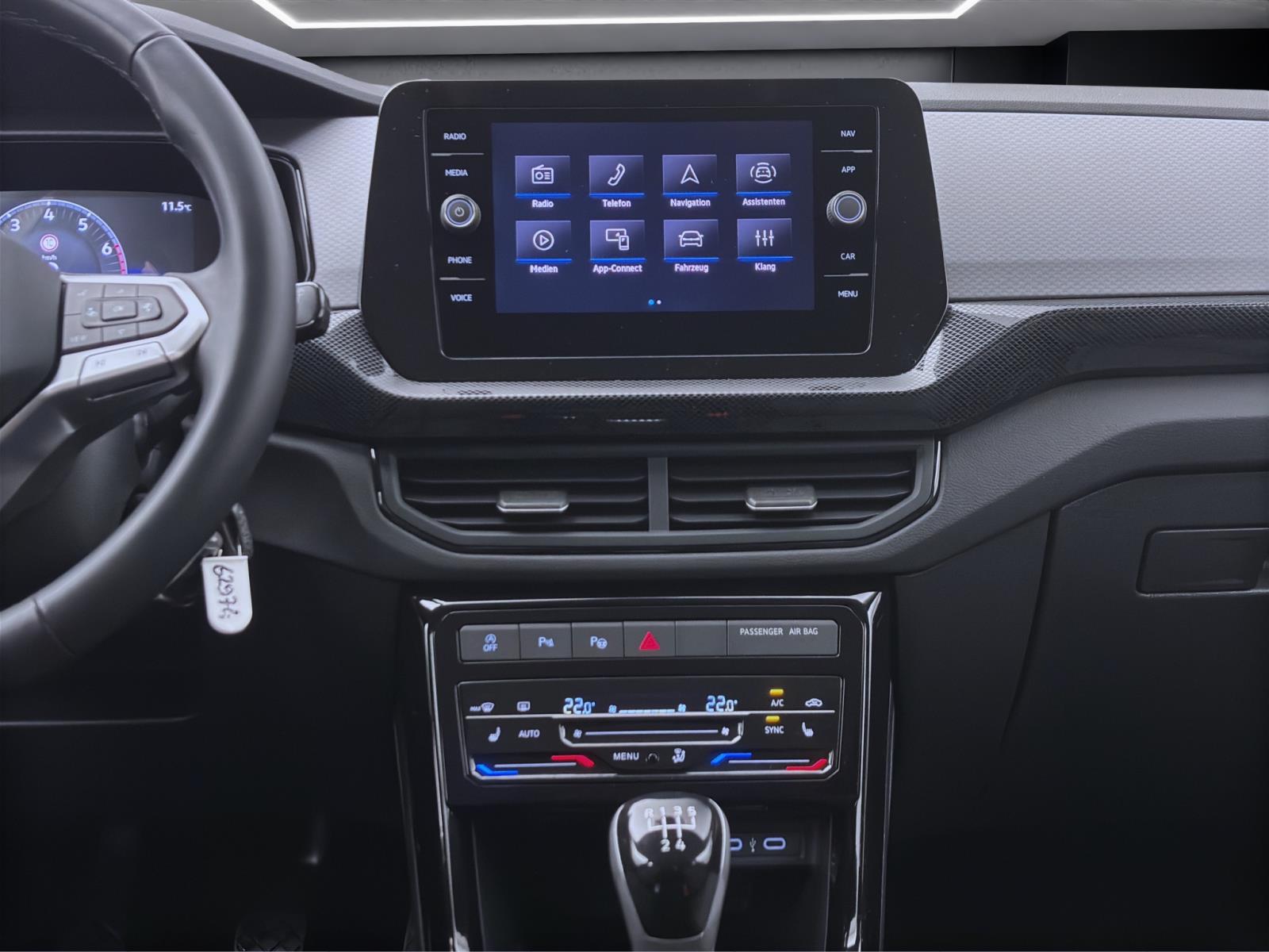 Bild 13: Volkswagen T-Cross 1.0 TSI LIFE AHK PDC SITZHZG LED