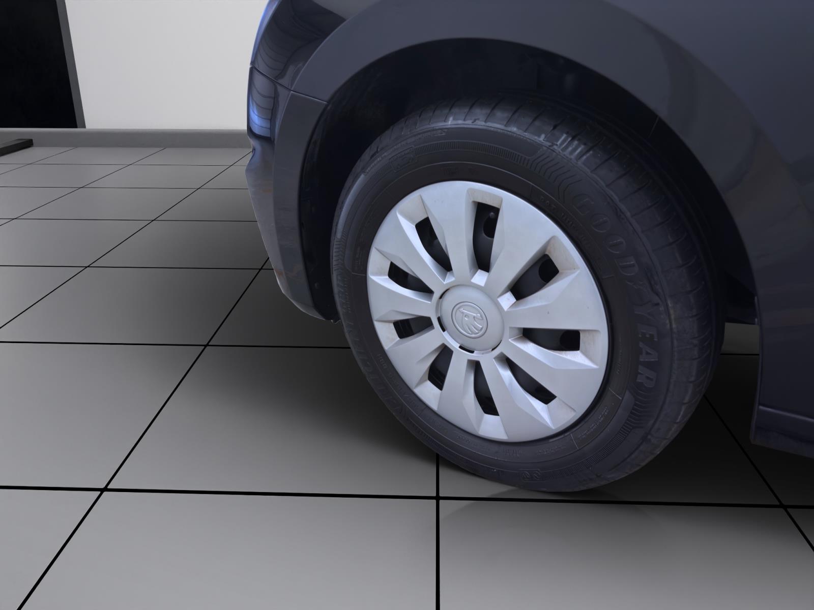 Bild 7: Skoda Fabia 1.0 MPI ESSENCE PDC LED KLIMA
