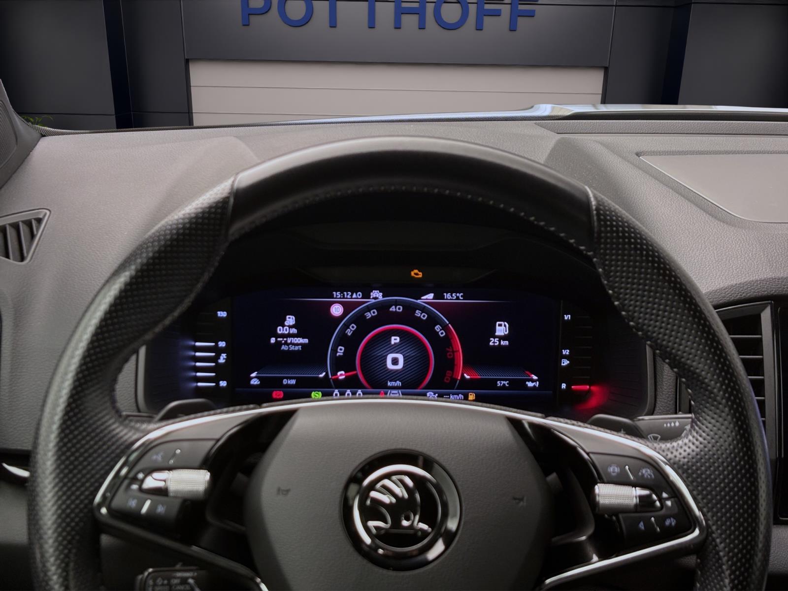 Bild 11: Skoda Karoq 1.5 TSI DSG SPORTLINE PANO NAVI PDC ACC