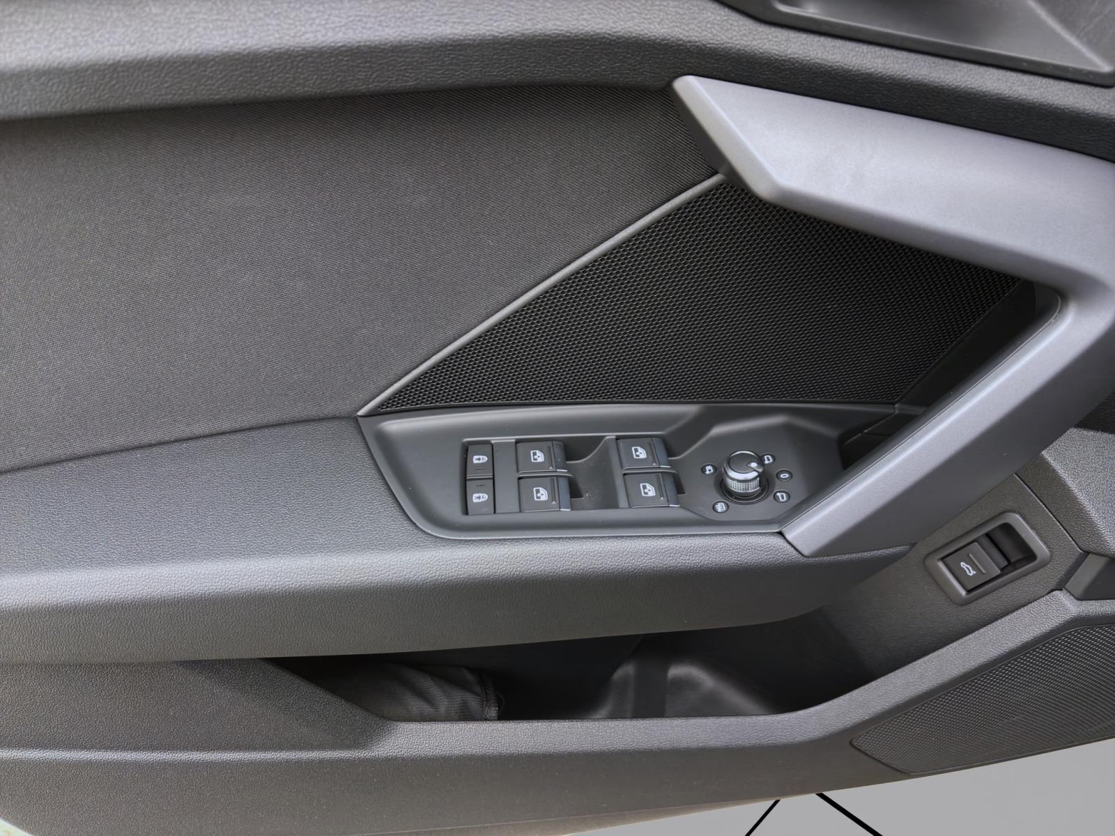 Bild 9: Audi A3 Sportback 30 TFSI NAVI SHZG KLIMA VIRTUAL LM17