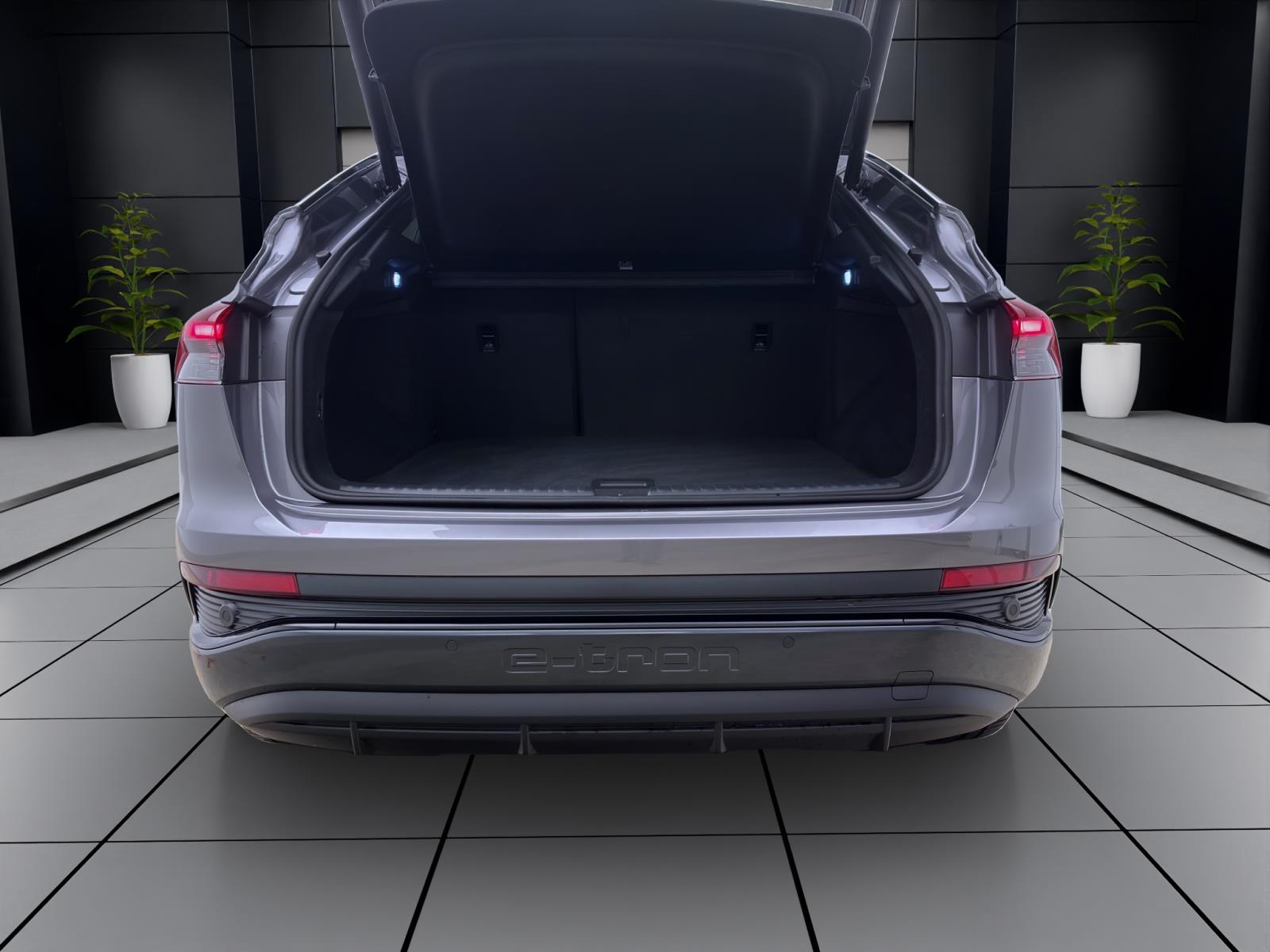 Bild 3: Audi Q4 e-tron Sportback 35 S LINE HuD AHK OPS LM19 NAVI