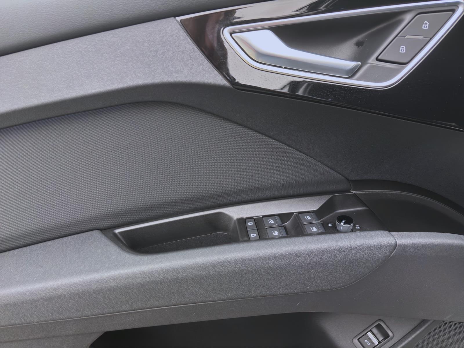 Bild 9: Audi Q4 e-tron Sportback 35 S LINE HuD AHK OPS LM19 NAVI