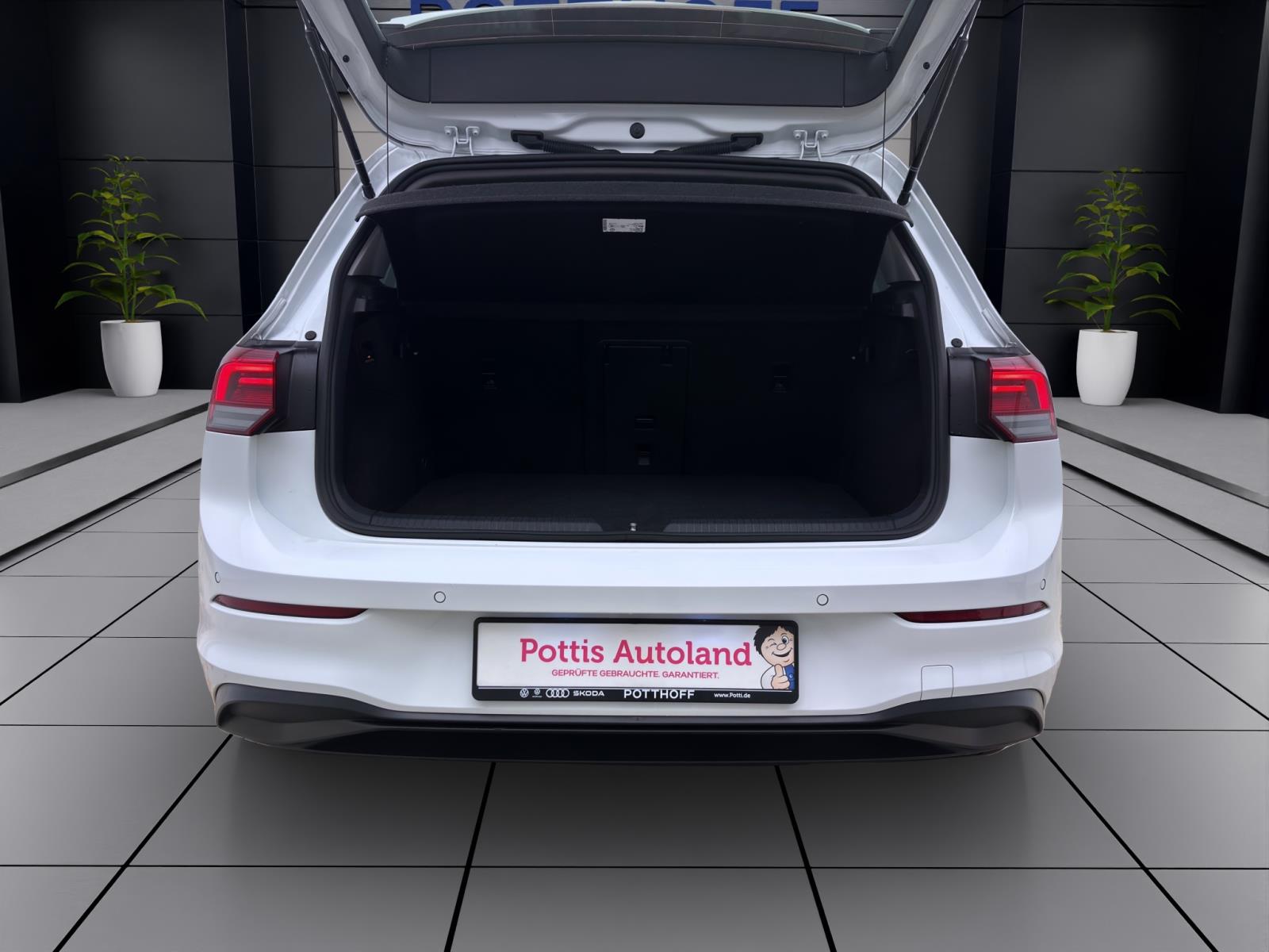 Bild 3: Volkswagen Golf 2.0 TDI DSG LIFE NAVI KAMERA PDC SITZHZG