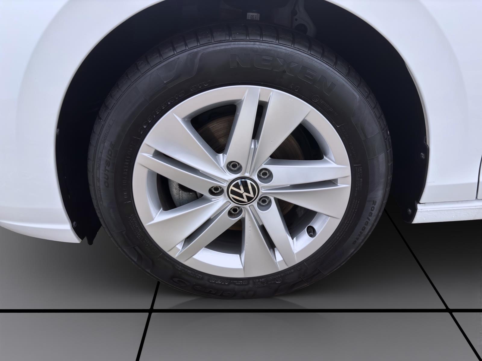 Bild 7: Volkswagen Golf 2.0 TDI DSG LIFE NAVI KAMERA PDC SITZHZG