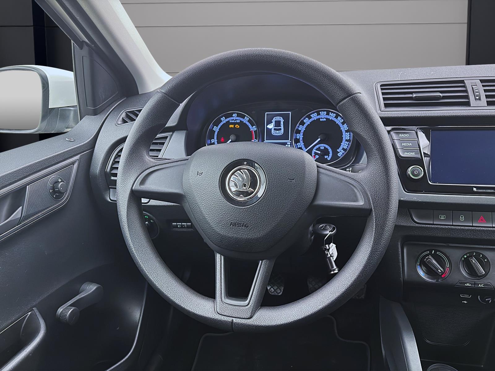 Bild 10: Skoda Fabia 1.0 TSI ACTIVE KLIMA BLUETOOTH