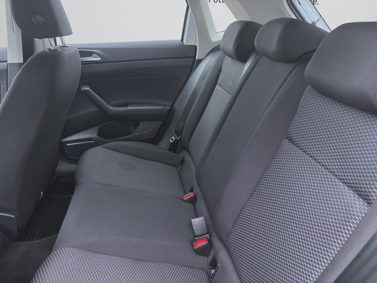 Bild 13: Volkswagen Polo 1.0 MPI PDC KLIMA LED DAB+ D.COCKPIT