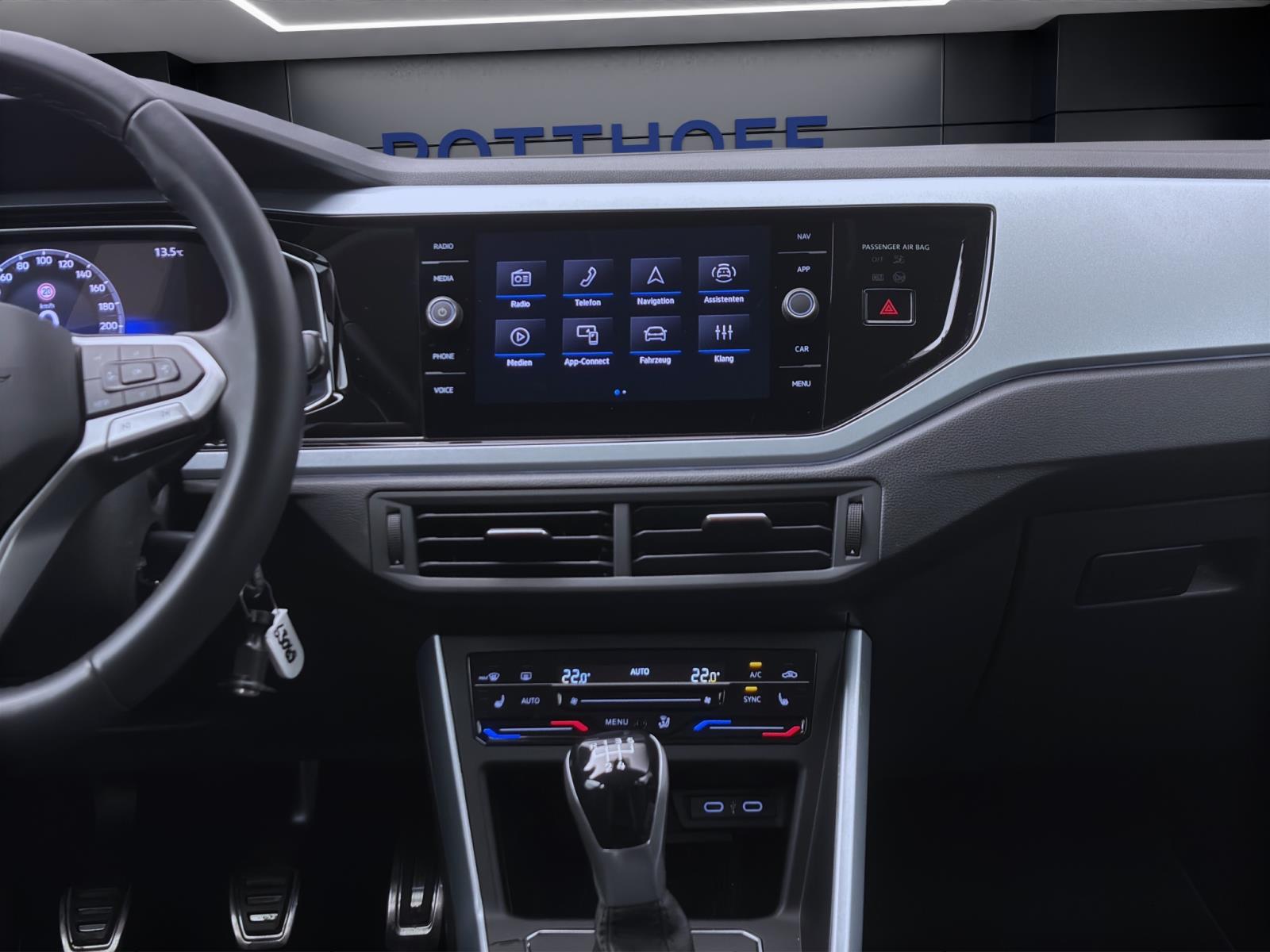 Bild 13: Volkswagen Taigo 1.0 TSI Goal KLIMA PDC LED SHZG DAB+