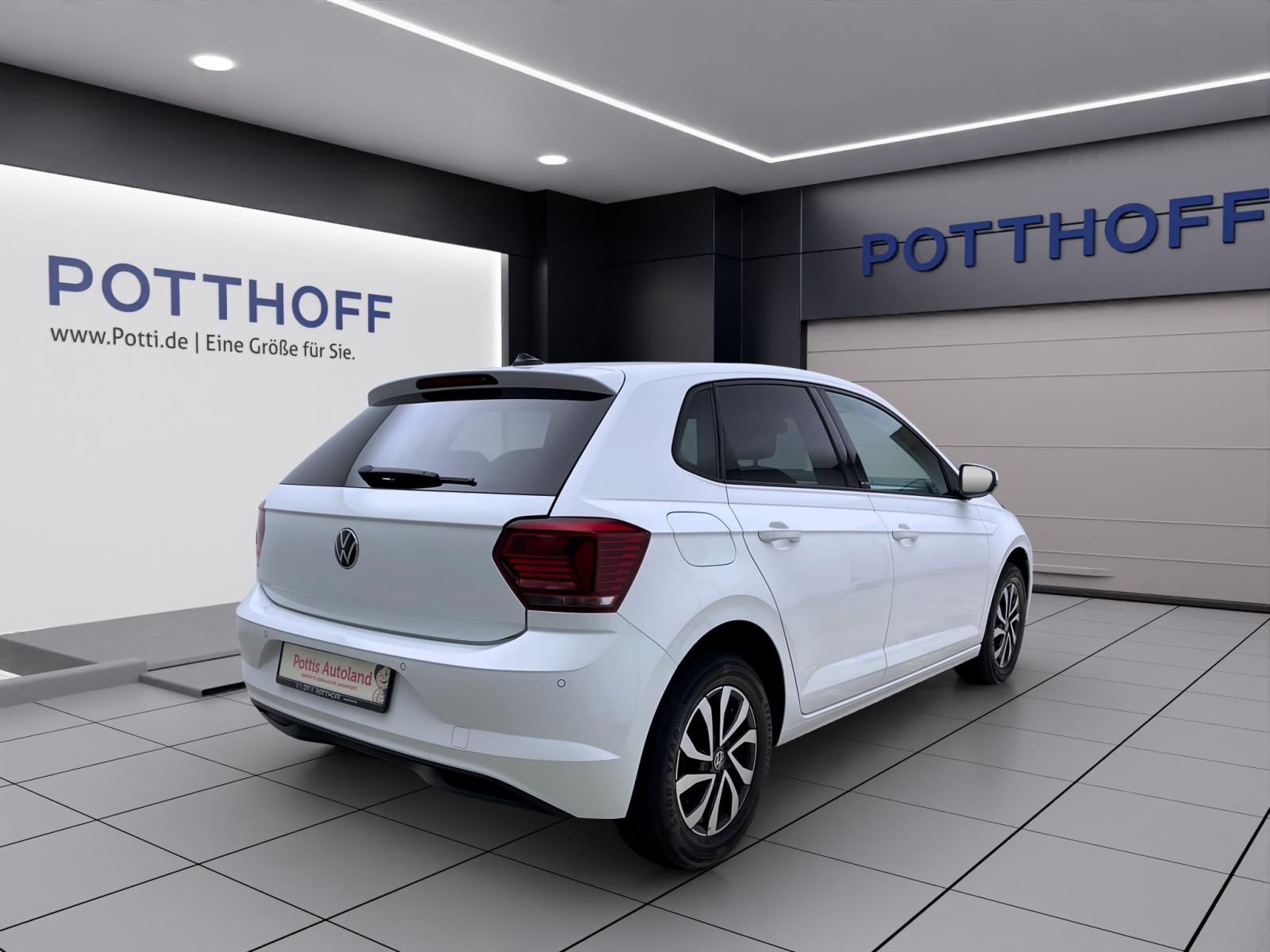 Bild 4: Volkswagen Polo 1.0 TSI ACTIVE PDC SITZHZG KLIMA