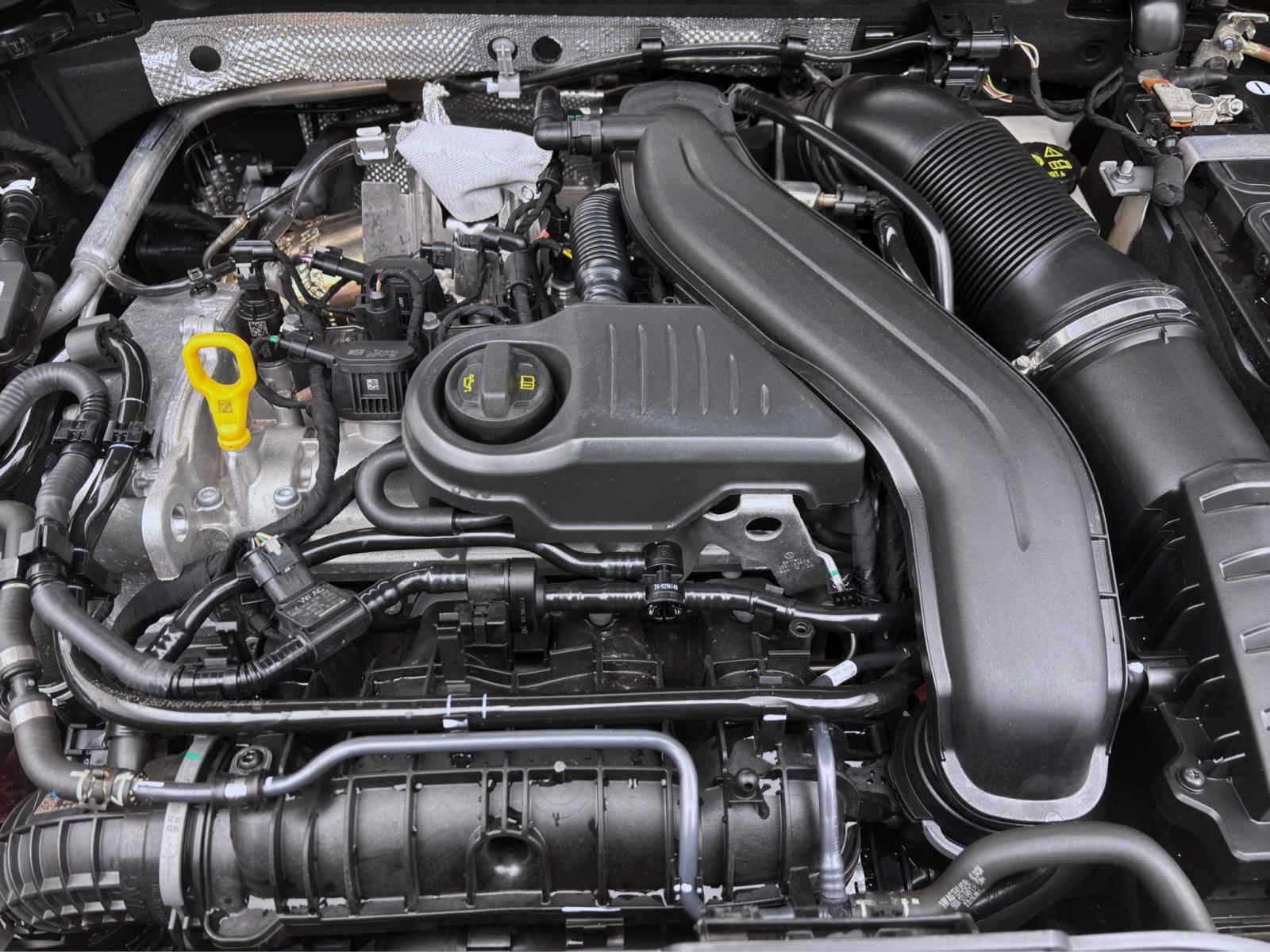 Bild 16: Volkswagen T-Roc 1.5 TSI DSG MOVE NAVI AHK KLIMA KAMERA