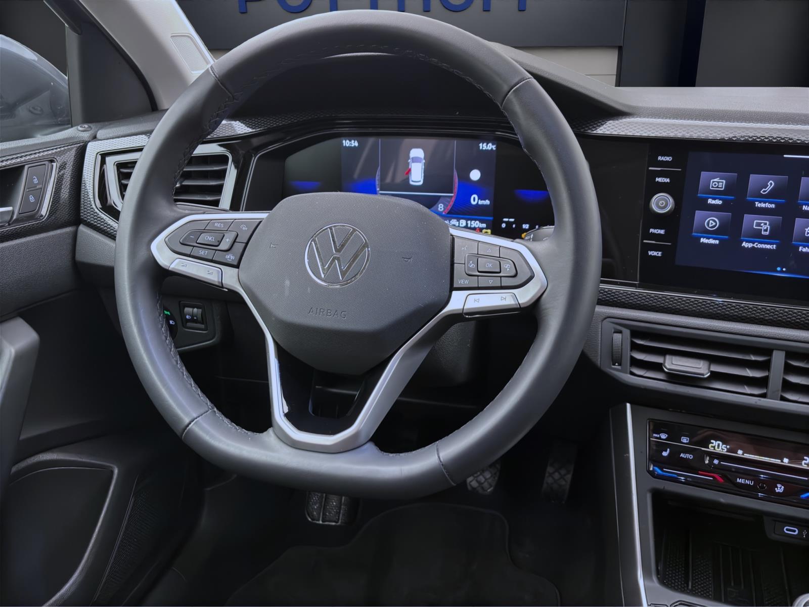 Bild 10: Volkswagen Taigo 1.0 TSI LIFE NAVI PDC SITZHZG LED