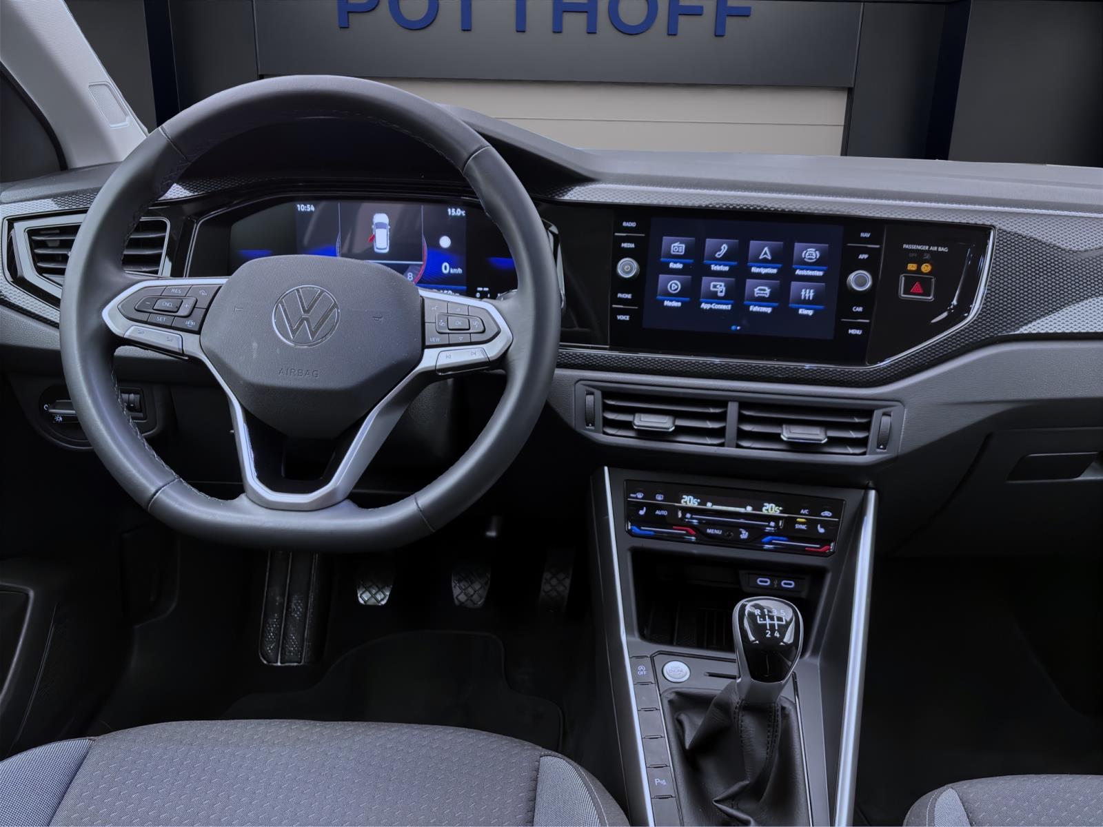 Bild 11: Volkswagen Taigo 1.0 TSI LIFE NAVI PDC SITZHZG LED