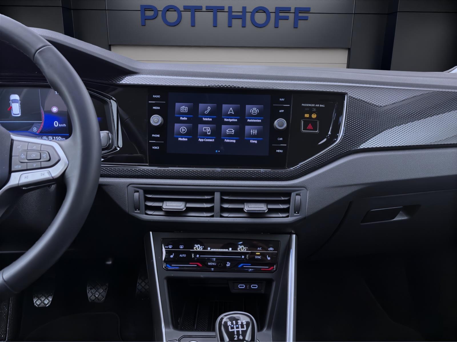 Bild 12: Volkswagen Taigo 1.0 TSI LIFE NAVI PDC SITZHZG LED