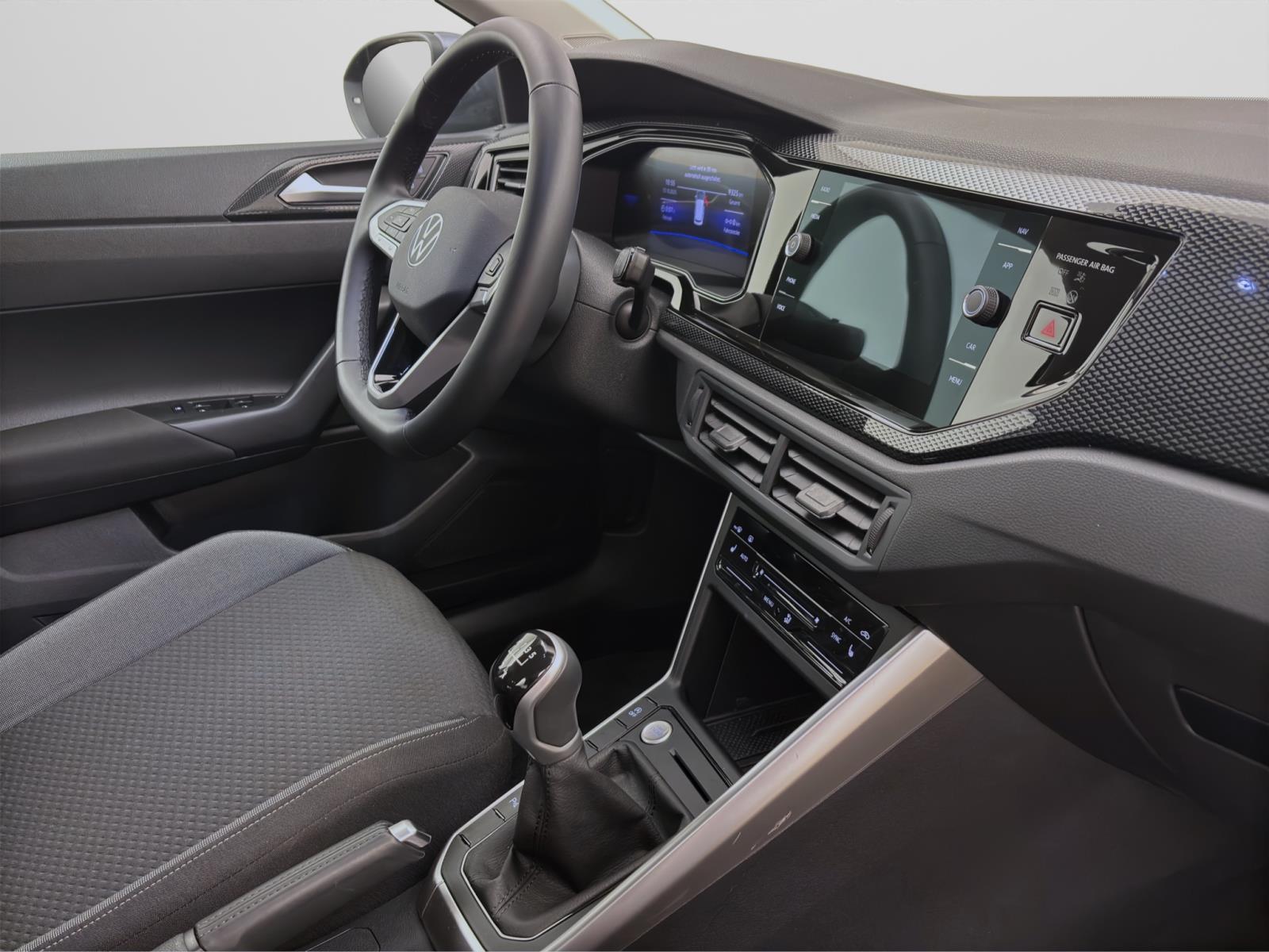 Bild 15: Volkswagen Taigo 1.0 TSI LIFE NAVI PDC SITZHZG LED