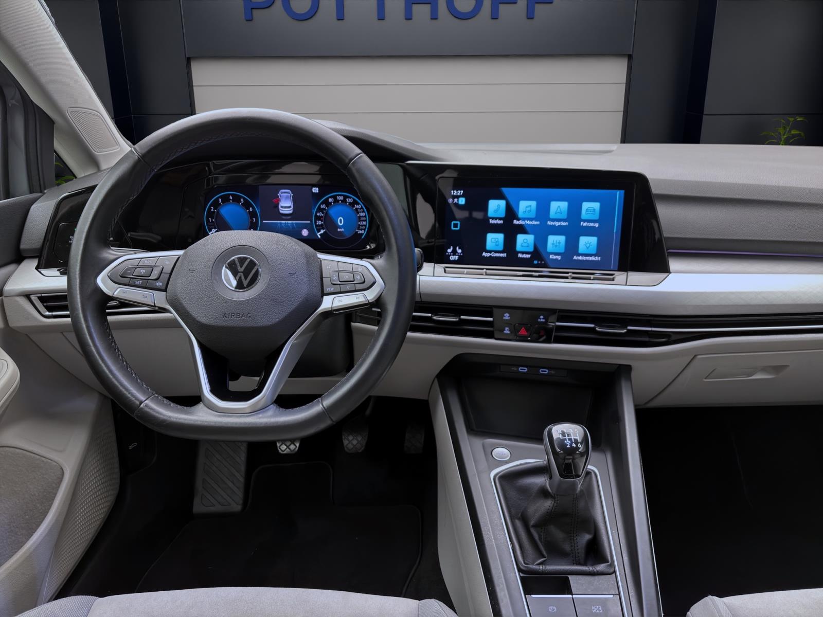 Bild 11: Volkswagen Golf 1.5 TSI LIFE NAVI IQ.LIGHT ACC SITZHZG