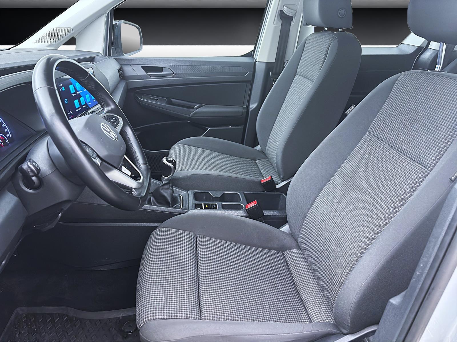 Bild 8: Volkswagen Caddy 2.0 TDI KOMBI NAVI PDC SITZHZG