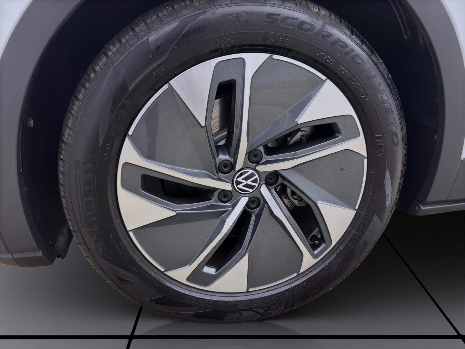 Bild 7: Volkswagen ID.4 PURE NAVI HuD PDC SHZG MATRIX