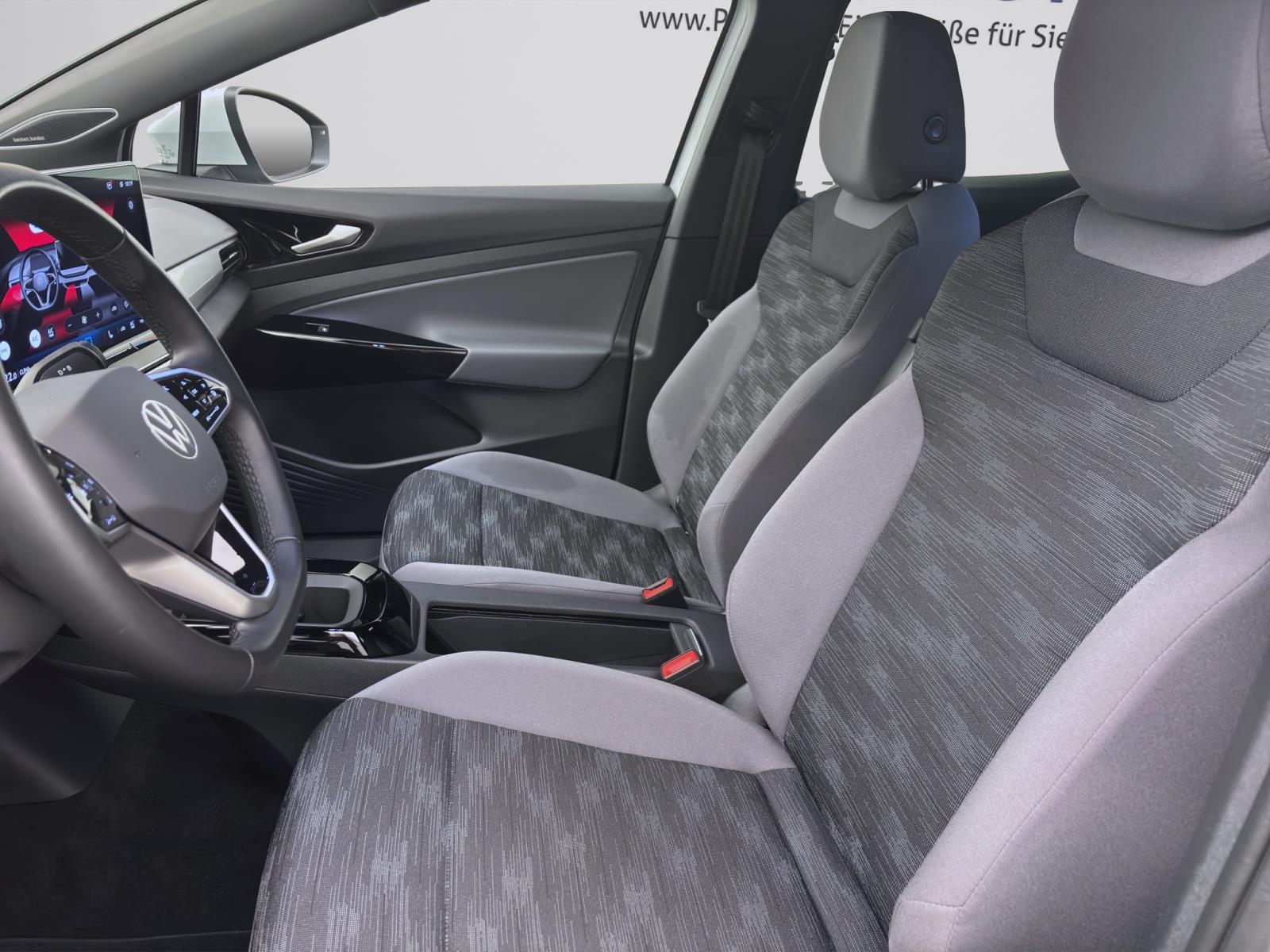 Bild 8: Volkswagen ID.4 PURE NAVI HuD PDC SHZG MATRIX