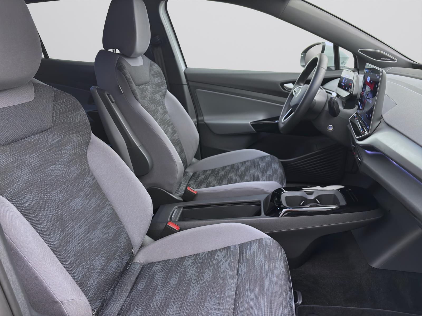 Bild 14: Volkswagen ID.4 PURE NAVI HuD PDC SHZG MATRIX