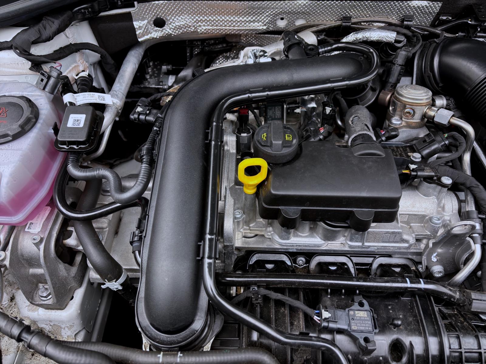 Bild 16: Volkswagen T-Roc 1.0 TSI GOAL NAVI PDC LED SITZHZG