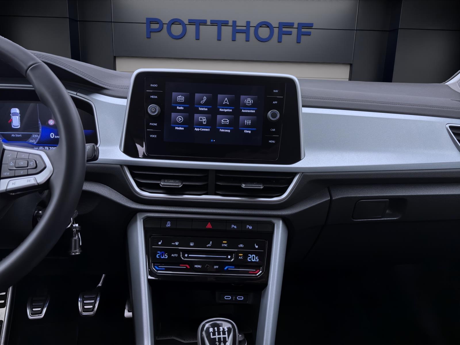 Bild 12: Volkswagen T-Roc 1.0 TSI GOAL NAVI PDC LED SITZHZG