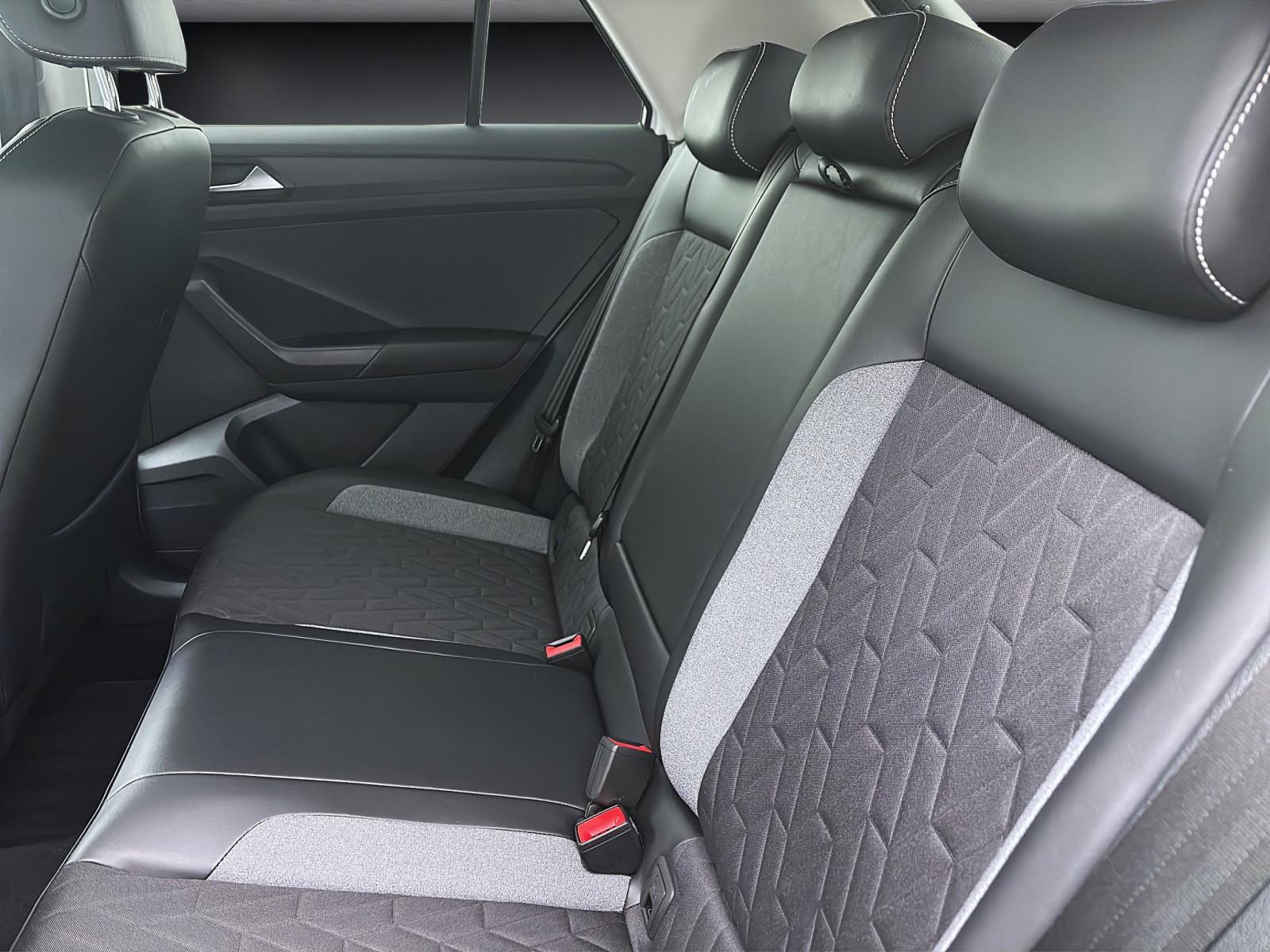 Bild 13: Volkswagen T-Roc 1.0 TSI GOAL NAVI KLIMA PDC SHZG