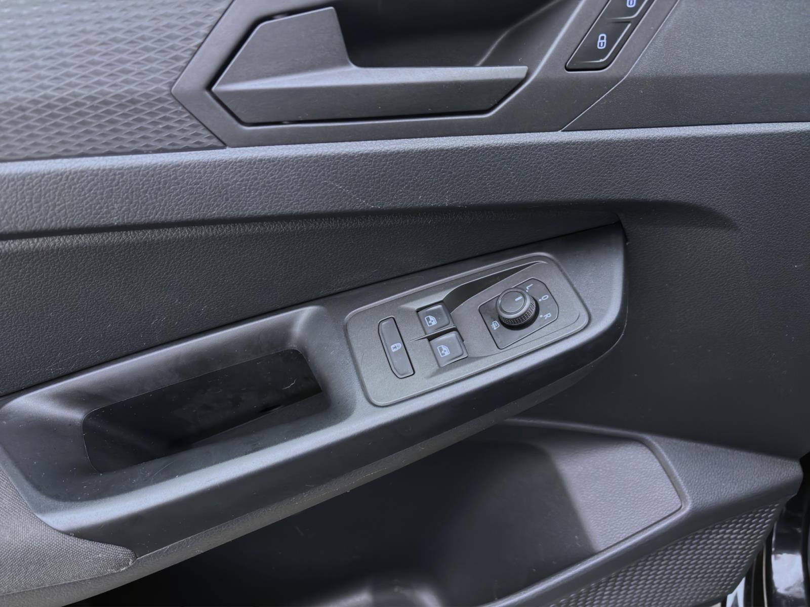 Bild 9: Volkswagen Caddy 2.0 TDI PDC SITZHZG KLIMA DAB+