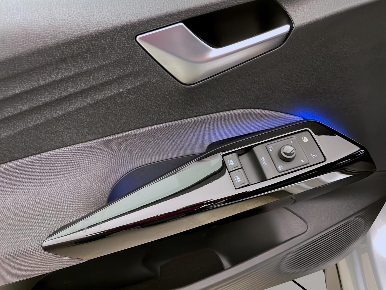 Bild 9: Volkswagen ID.3 PURE PERFORMANCE CITY NAVI LED PDC SITZHZG