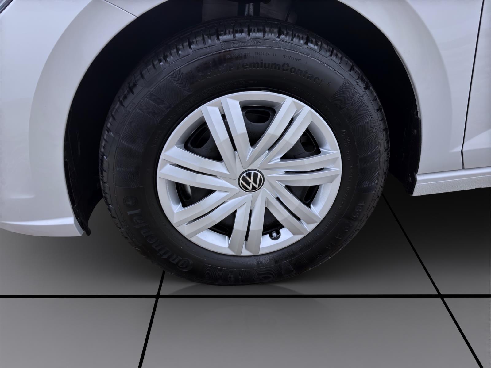 Bild 7: Volkswagen Polo 1.0 MPI SITZHZG LED PDC DAB+