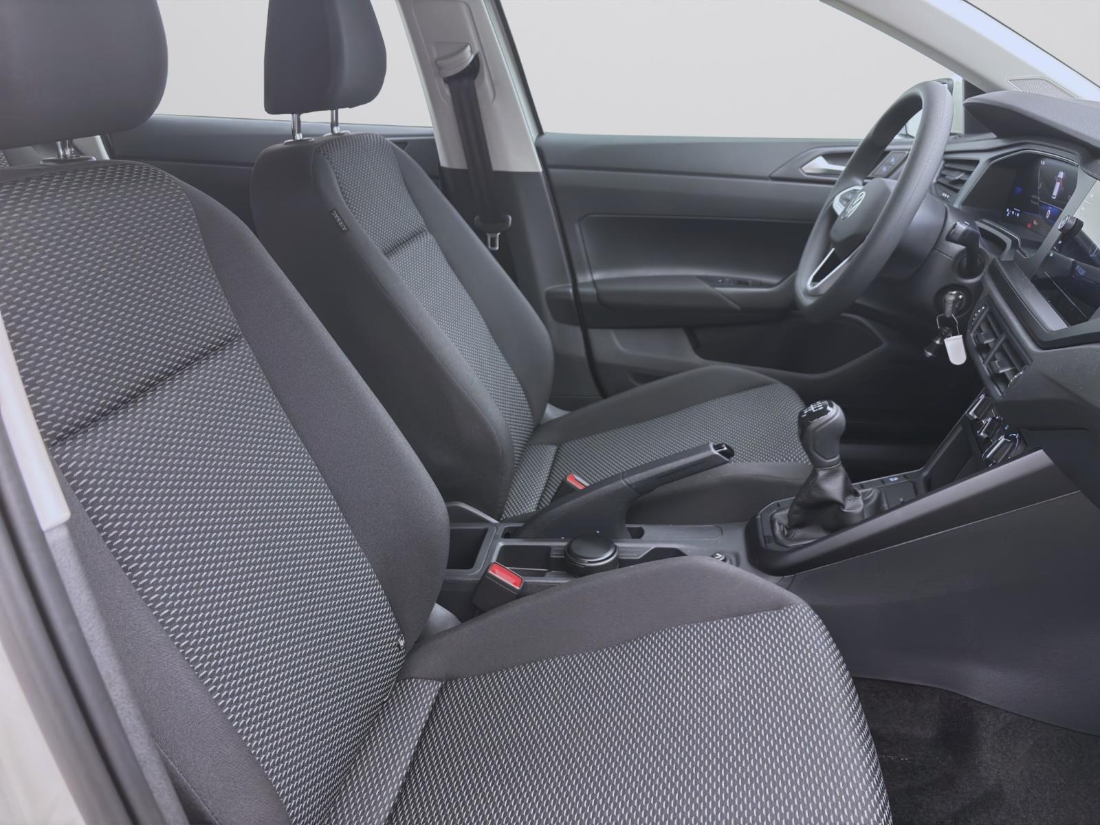 Bild 15: Volkswagen Polo 1.0 MPI SITZHZG LED PDC DAB+