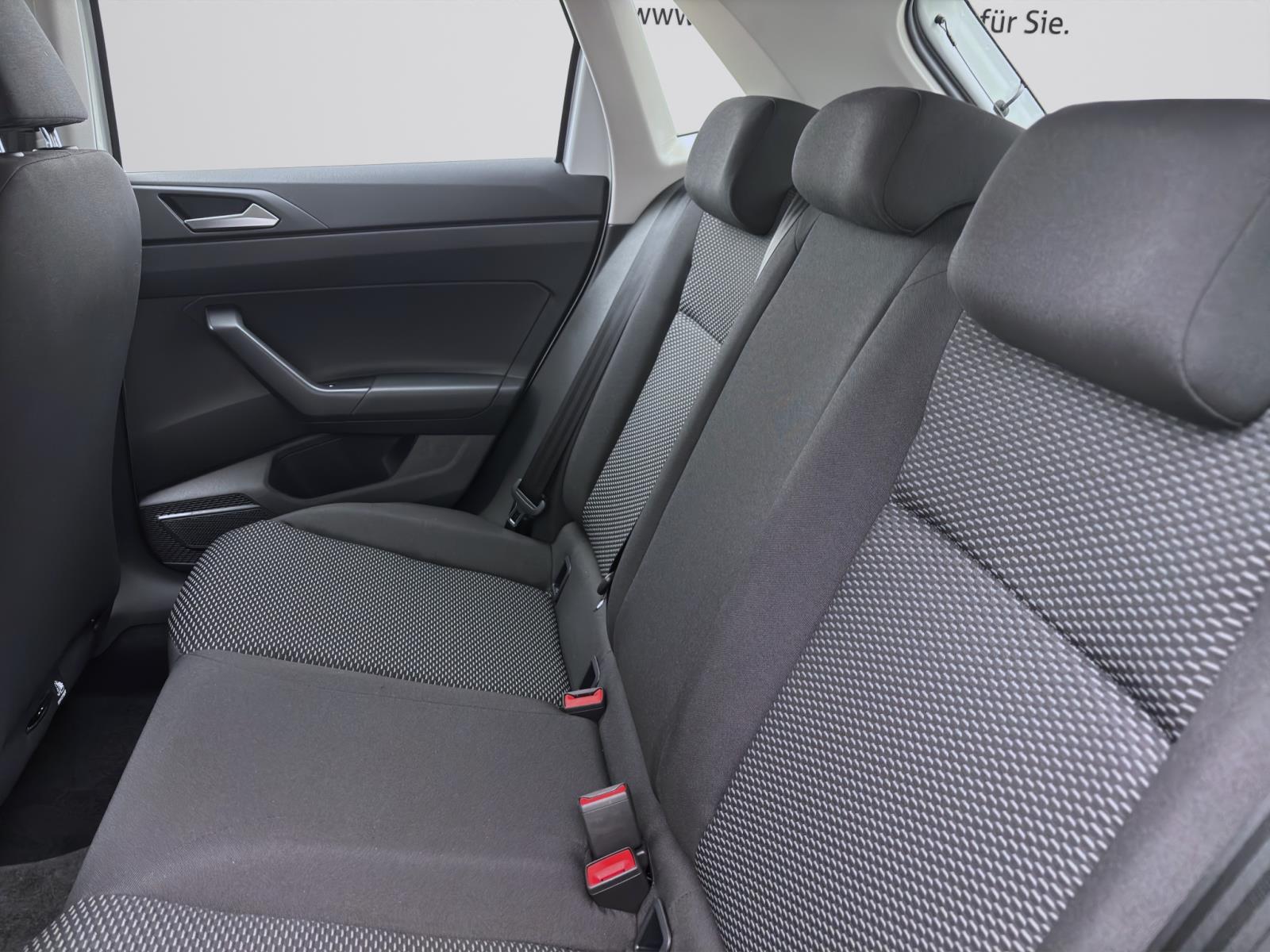 Bild 14: Volkswagen Polo 1.0 MPI SITZHZG LED PDC DAB+