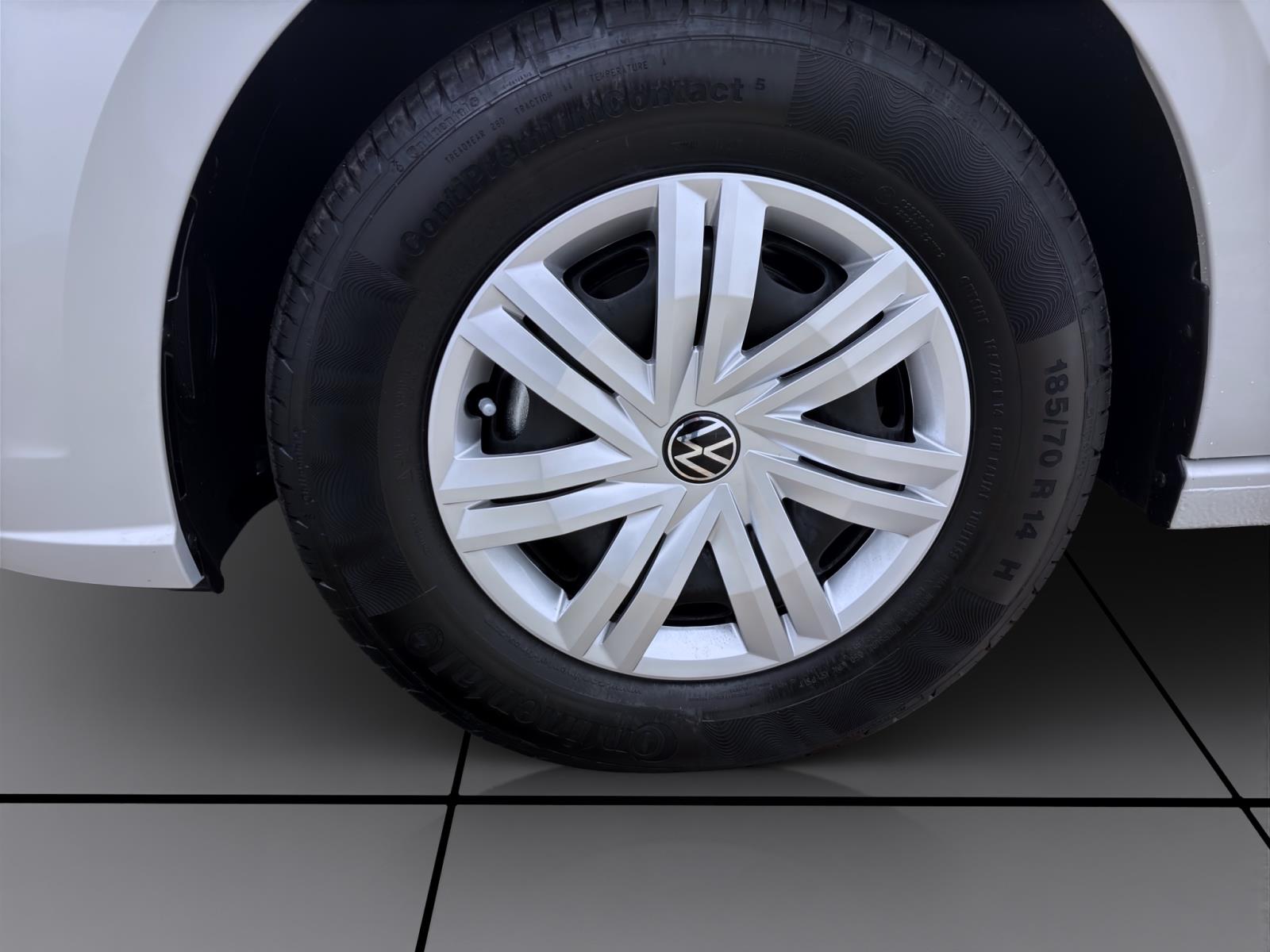 Bild 7: Volkswagen Polo 1.0 MPI SITZHZG LED PDC DAB+