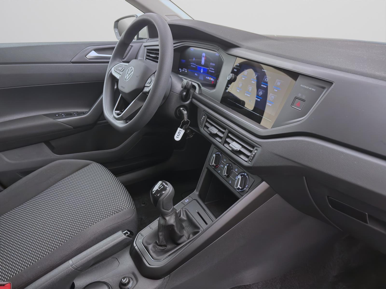 Bild 16: Volkswagen Polo 1.0 MPI SITZHZG LED PDC DAB+