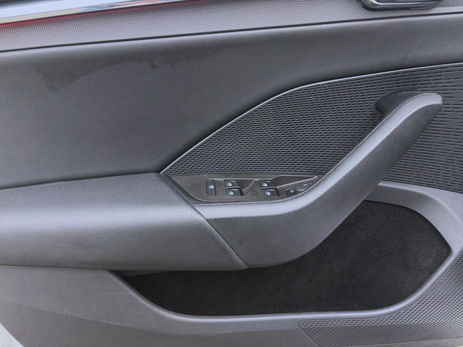 Bild 9: Skoda Octavia Combi 2.0 TDI DSG STYLE NAVI AHK KAMERA PDC