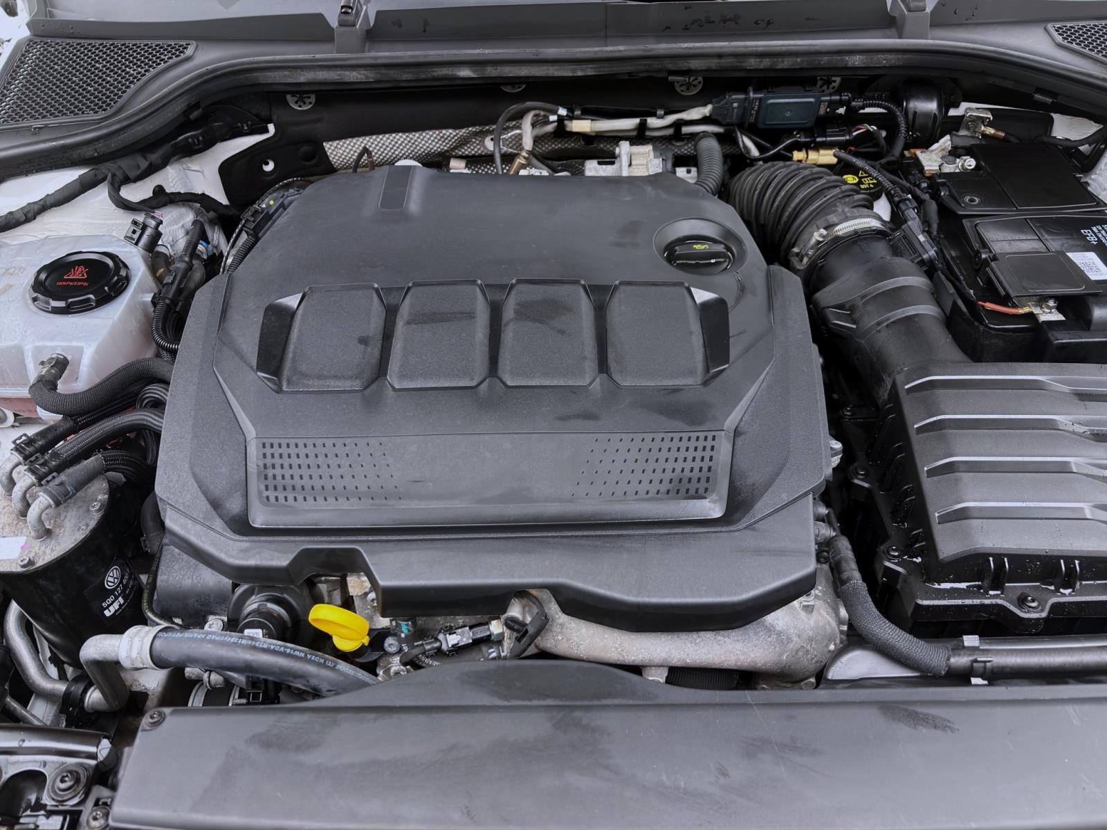 Bild 16: Skoda Octavia Combi 2.0 TDI DSG STYLE NAVI AHK KAMERA PDC