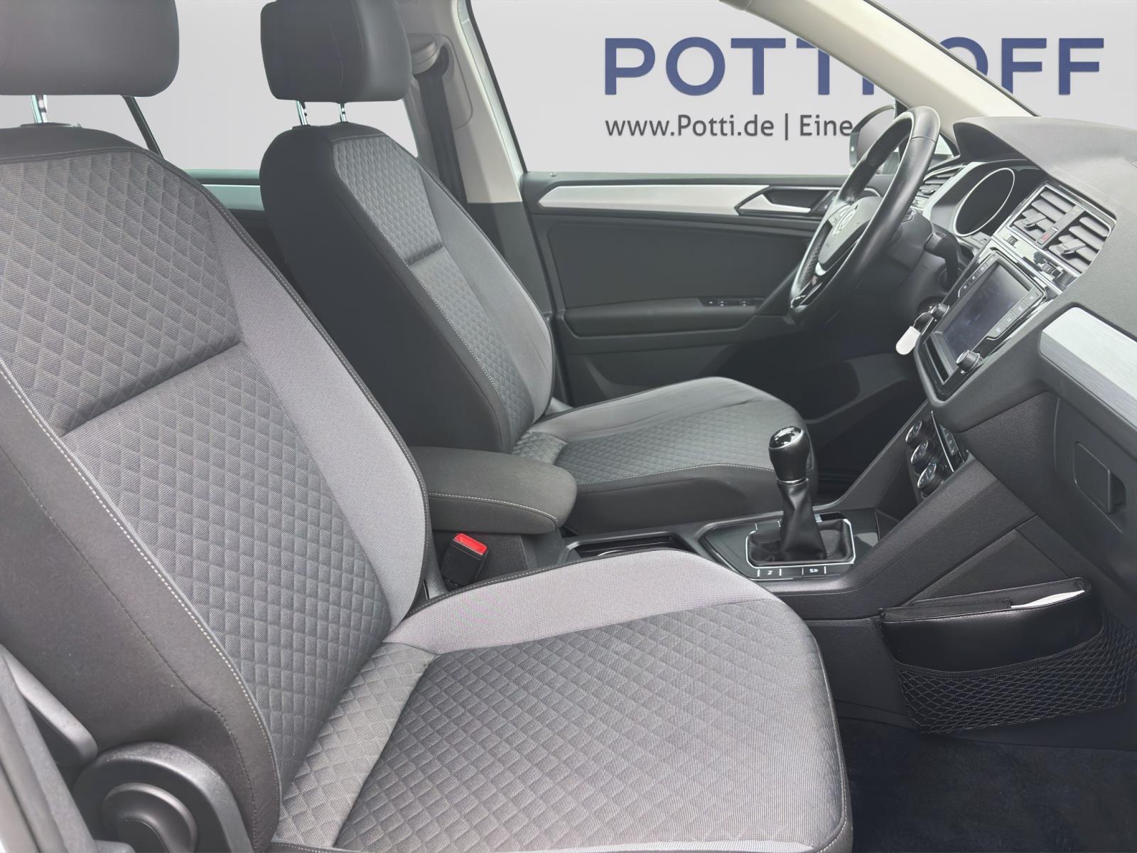 Bild 14: Volkswagen Tiguan 1.4 TSI COMFORTLINE NAVI PDC SITZHZG AHK