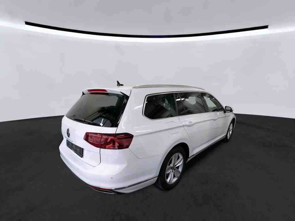 Bild 1: Volkswagen Passat Variant 2.0 TDI DSG ELEGANCE NAVI KAMERA IQ.LIGHT