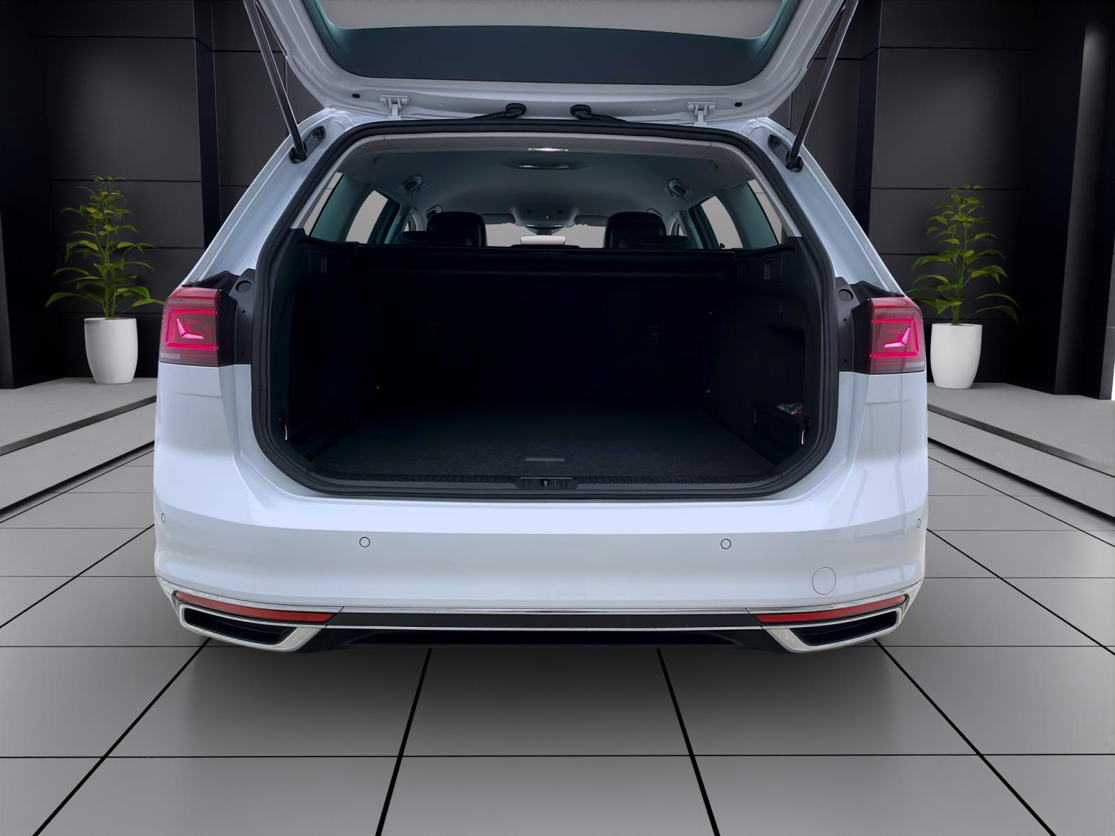 Bild 3: Volkswagen Passat Variant 2.0 TDI DSG ELEGANCE NAVI KAMERA IQ.LIGHT