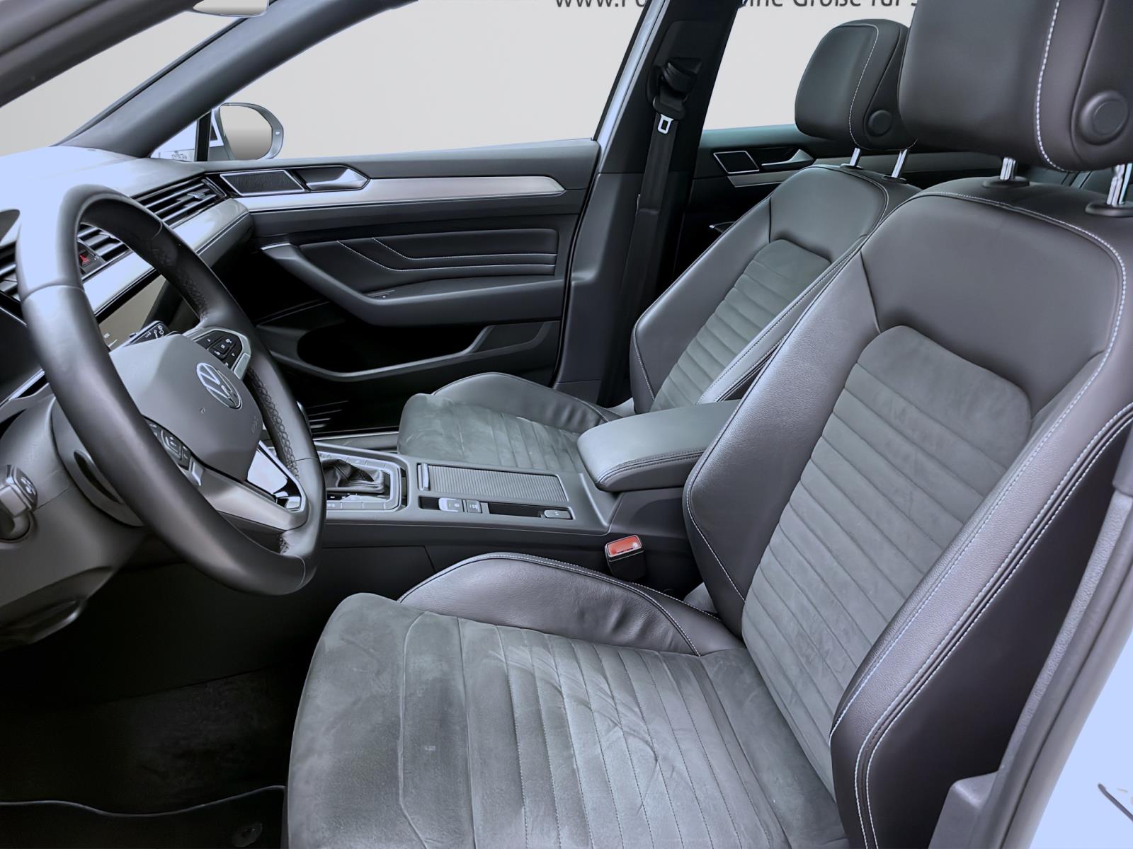 Bild 8: Volkswagen Passat Variant 2.0 TDI DSG ELEGANCE STANDHZG AHK PANO IQ.LIGHT