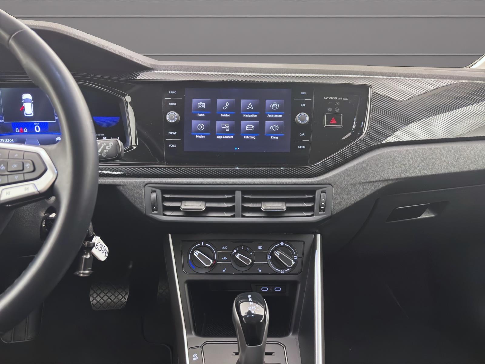 Bild 12: Volkswagen Taigo 1.0 TSI DSG LIFE SITZHZG PDC LED DAB+