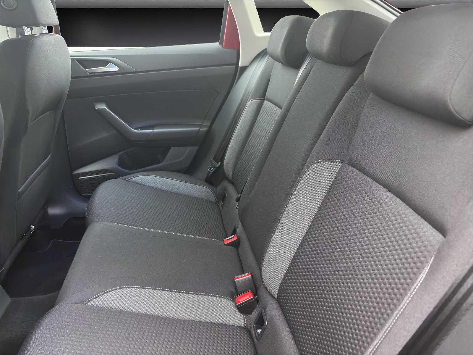 Bild 13: Volkswagen Taigo 1.0 TSI DSG LIFE SITZHZG PDC LED DAB+