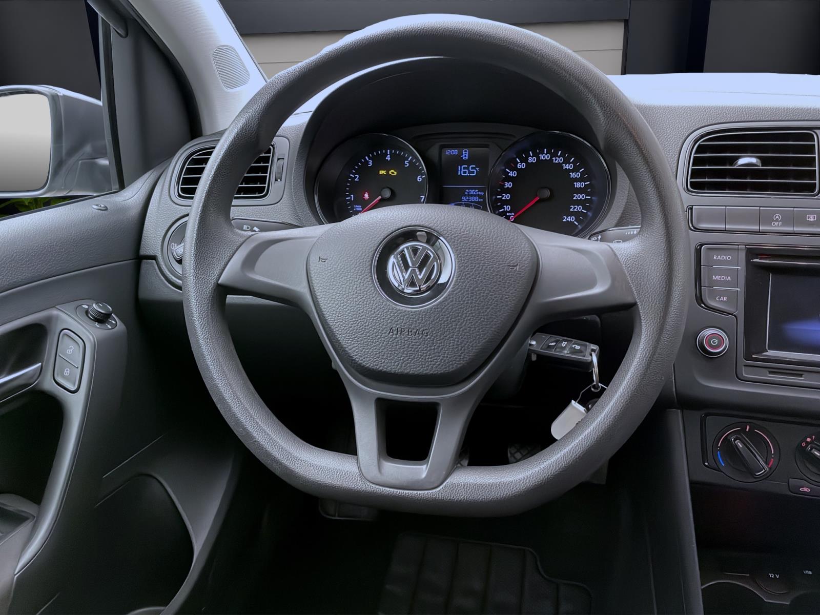 Bild 10: Volkswagen Polo 1.0 MPI BLUETOOTH KLIMA GANZJAHR