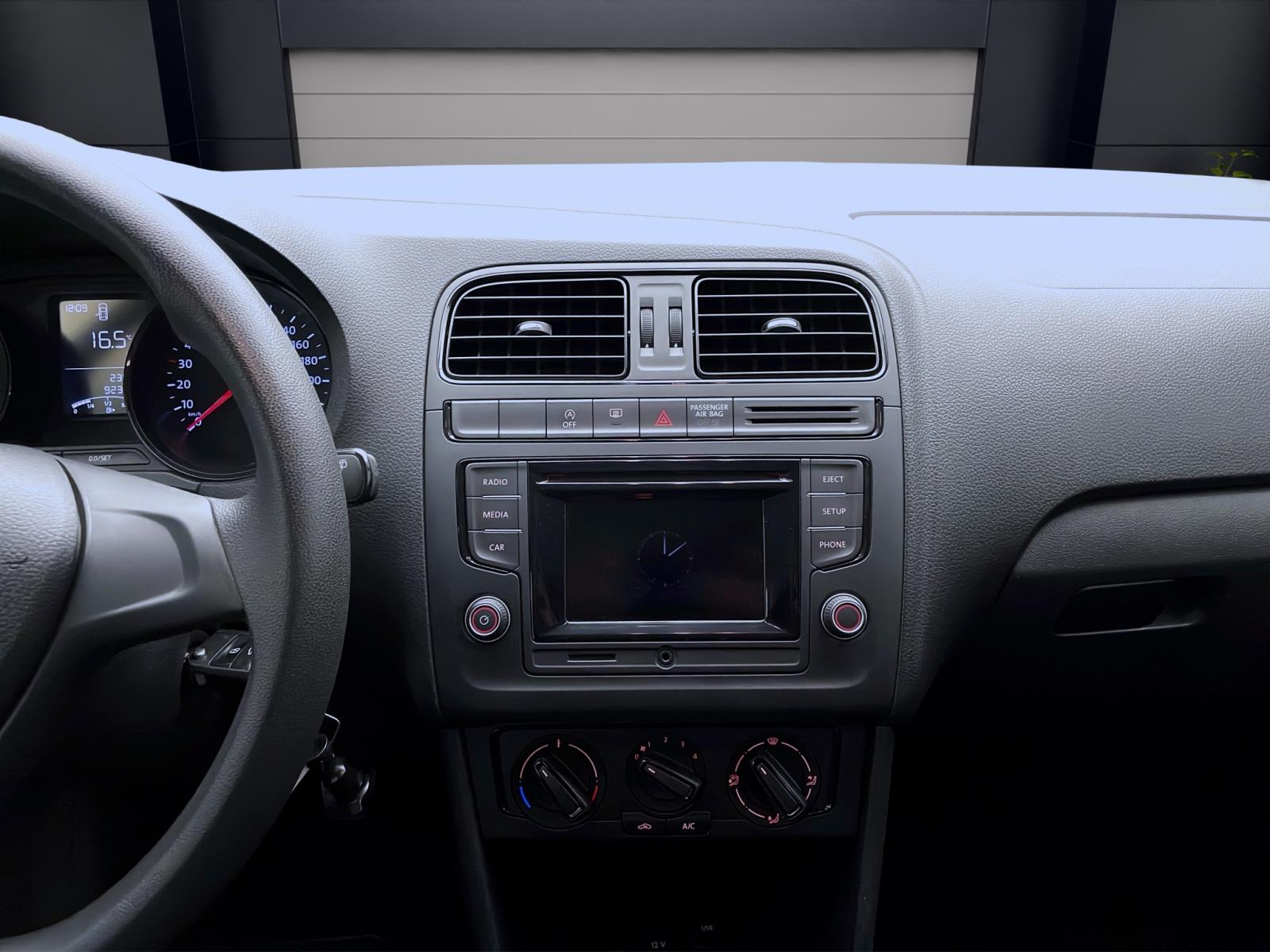 Bild 12: Volkswagen Polo 1.0 MPI BLUETOOTH KLIMA GANZJAHR