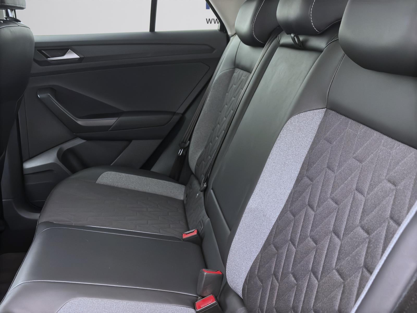 Bild 13: Volkswagen T-Roc 2.0 TDI DSG GOAL AHK NAVI KAMERA PDC