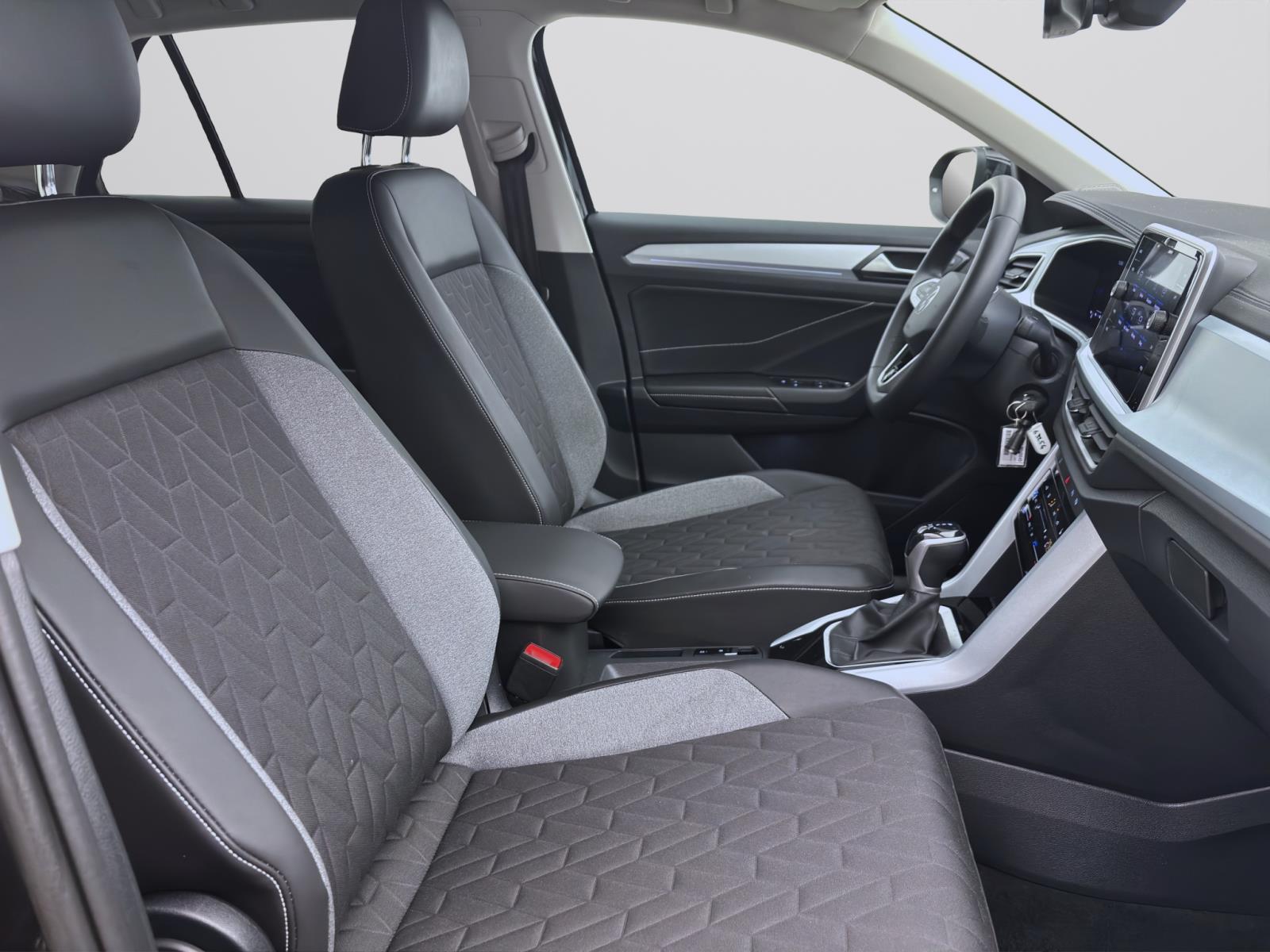 Bild 14: Volkswagen T-Roc 2.0 TDI DSG GOAL AHK NAVI KAMERA PDC