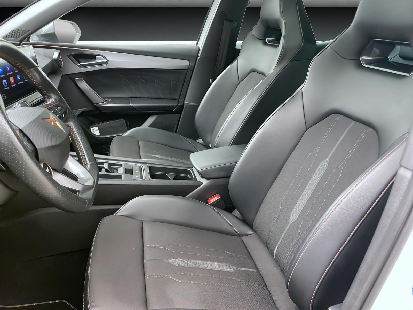 Bild 8: Cupra Leon 1.4 TSI e-Hybrid VZ NAVI PDC SITZHZG KLIMA