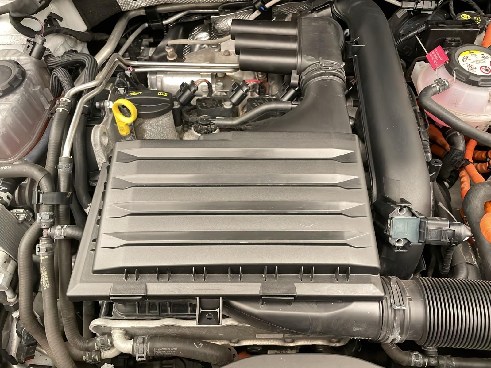 Bild 16: Cupra Leon 1.4 TSI e-Hybrid VZ NAVI PDC SITZHZG KLIMA